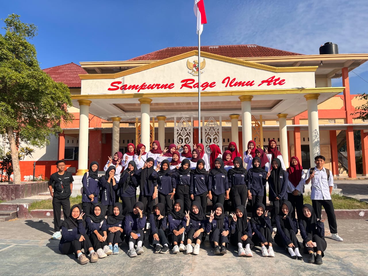 PALANG MERAH REMAJA (PMR)